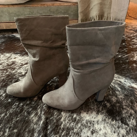 🖤Express Booties - Picture 2 of 4